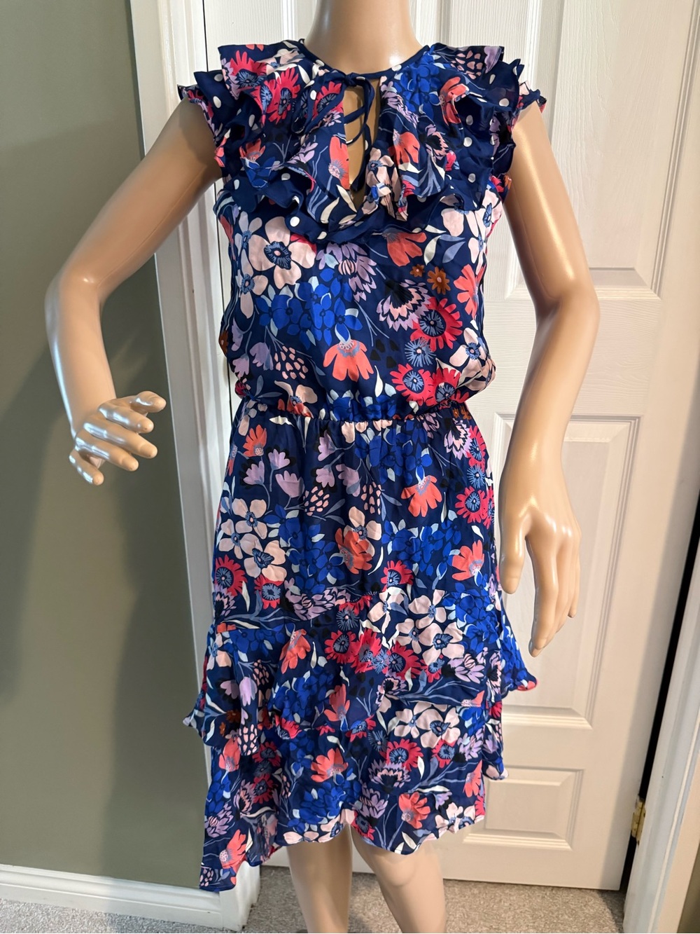 Parker Floral Silk Dress Size XS Blue Asymmetrical Hem Romantic Feminine